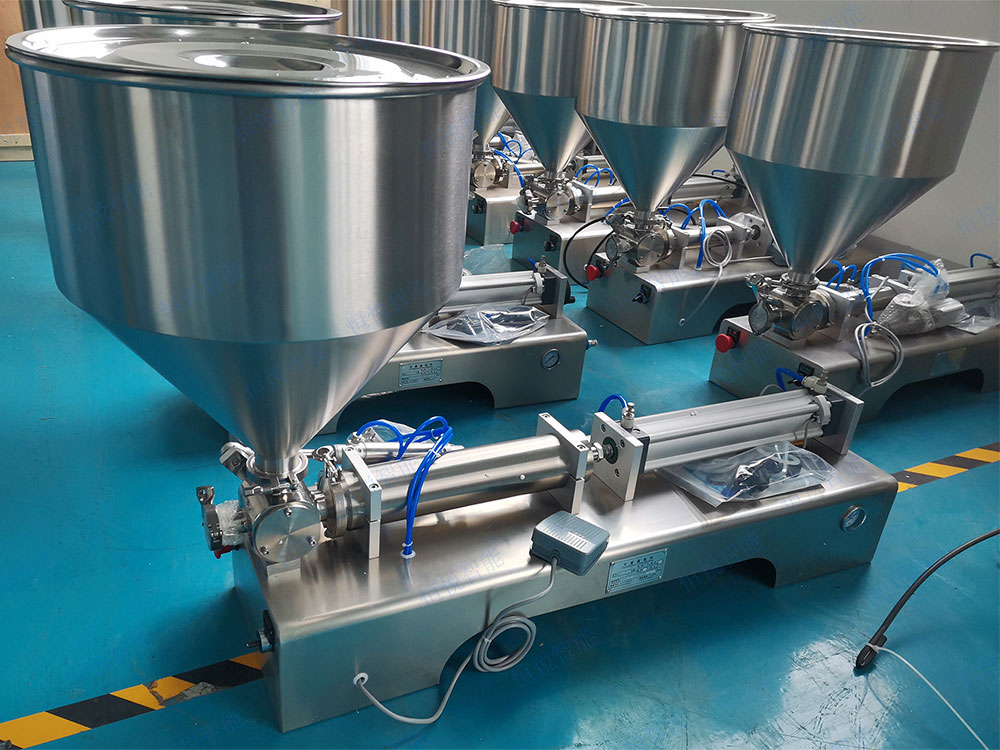 液体灌装包装机.jpg 液体灌装包装机.jpg