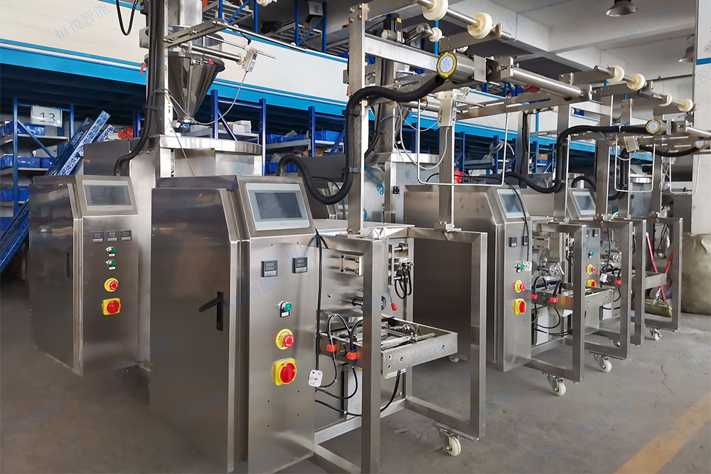 全自动小型包装机.jpg
