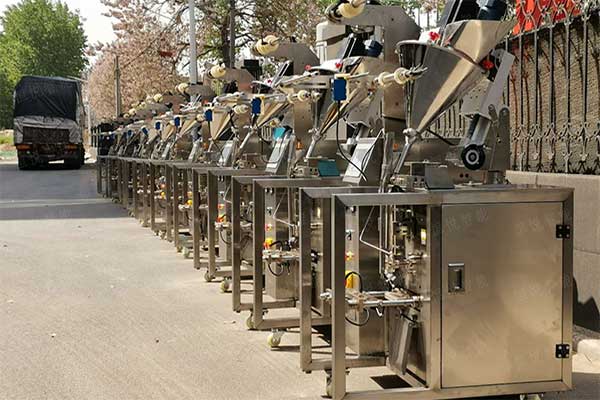 小型粉剂全自动包装机广泛适用于食品粉剂、中药冲剂的小袋包装