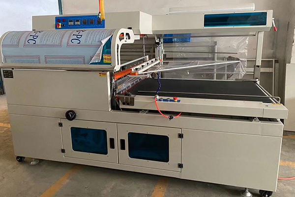 全自动热收缩包装机处理后的物品能密封、防潮、防污染